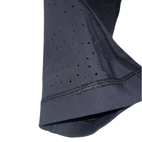 Lululemon Black Perforated Mesh Activewear Leggings size 4 - Picture 5 of 13